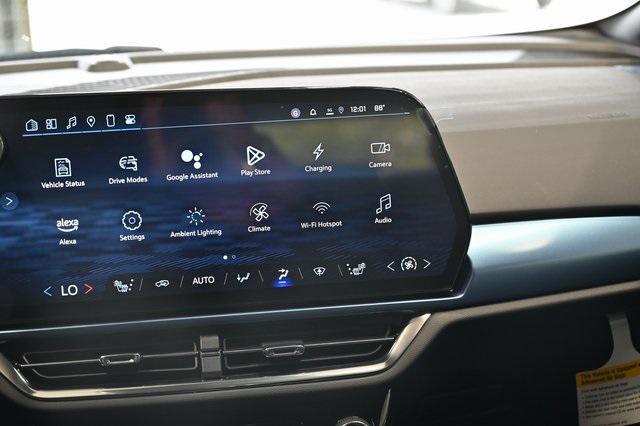 new 2025 Chevrolet Equinox EV car, priced at $38,890