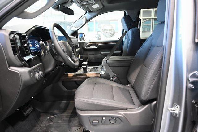 new 2025 Chevrolet Silverado 1500 car, priced at $54,925
