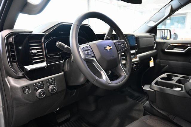 new 2025 Chevrolet Silverado 1500 car, priced at $44,095