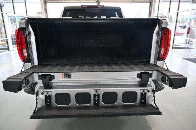 used 2022 GMC Sierra 1500 car, priced at $45,900