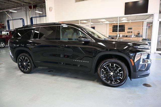 new 2025 Chevrolet Traverse car, priced at $44,945