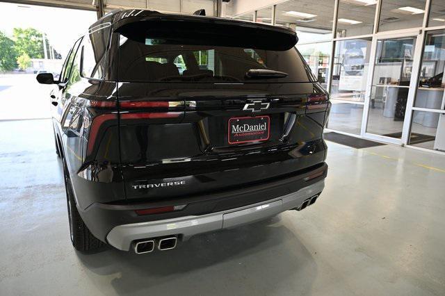 new 2025 Chevrolet Traverse car, priced at $44,945