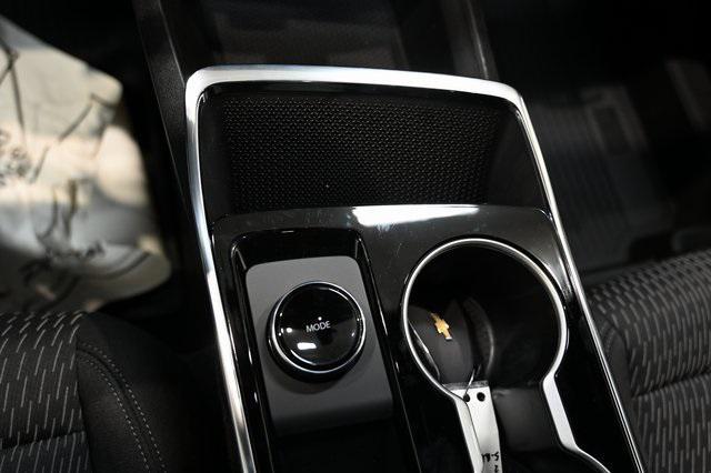 new 2026 Chevrolet Equinox car, priced at $28,495