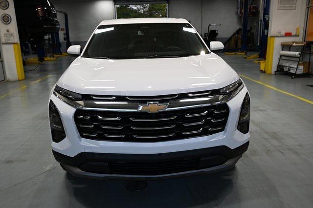 new 2026 Chevrolet Equinox car, priced at $28,495