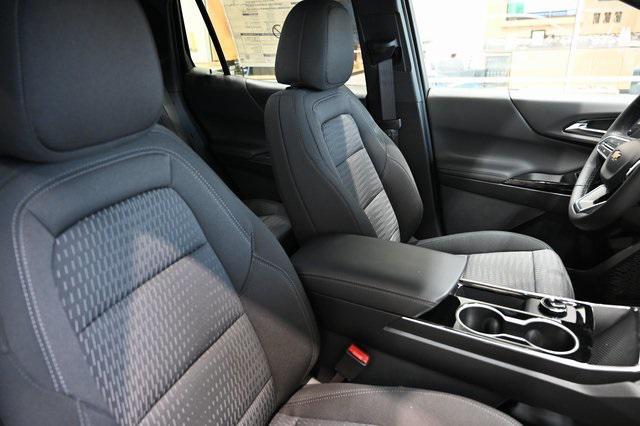 new 2026 Chevrolet Equinox car, priced at $28,495