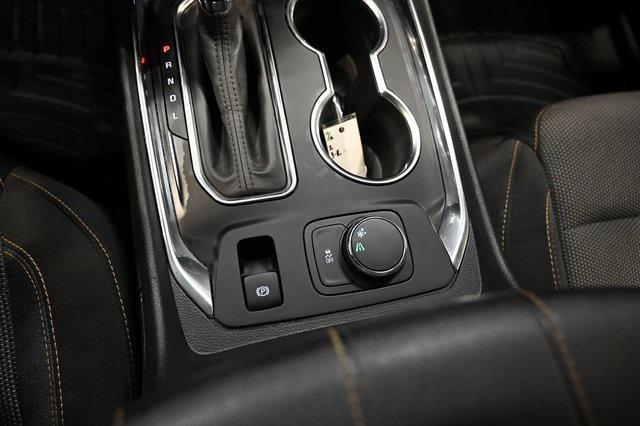 used 2020 Chevrolet Traverse car, priced at $18,500