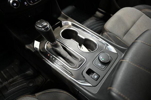 used 2020 Chevrolet Traverse car, priced at $18,500