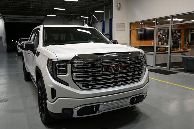 new 2025 GMC Sierra 1500 car, priced at $77,224