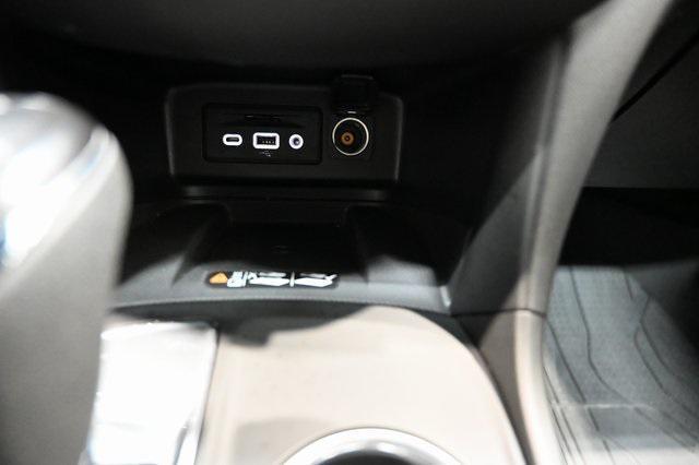 used 2021 Chevrolet Equinox car, priced at $17,900