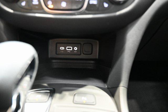 used 2022 Chevrolet Equinox car, priced at $20,900