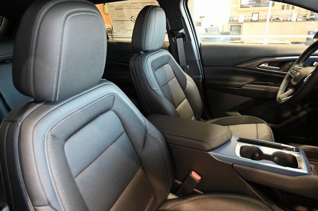 new 2025 Chevrolet Equinox EV car, priced at $36,015