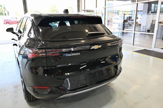 new 2025 Chevrolet Equinox EV car, priced at $36,015