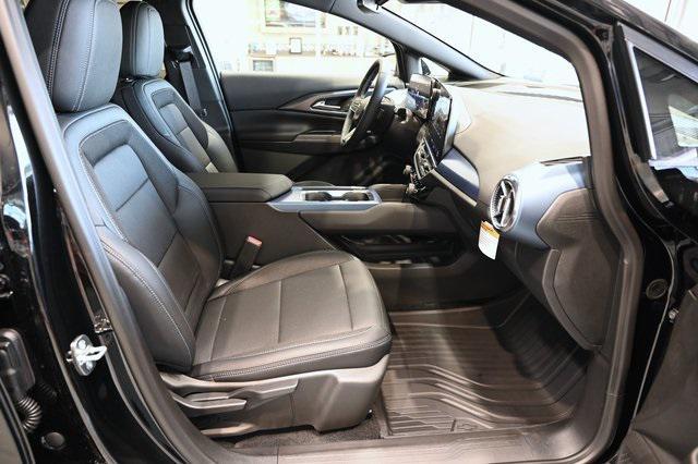 new 2025 Chevrolet Equinox EV car, priced at $36,015