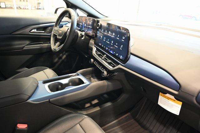 new 2025 Chevrolet Equinox EV car, priced at $36,015