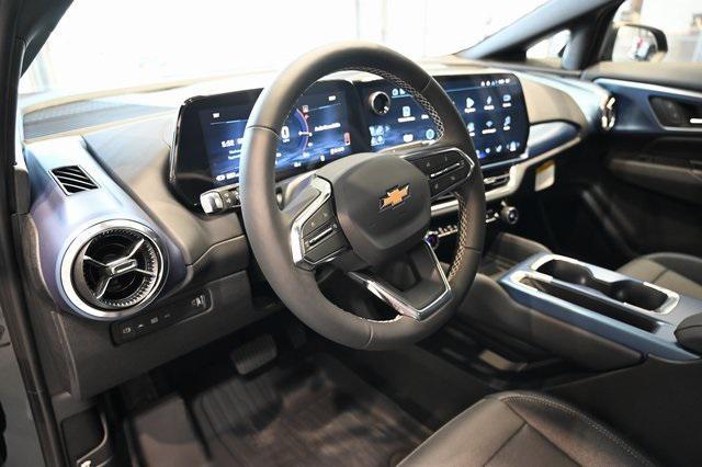 new 2025 Chevrolet Equinox EV car, priced at $36,015