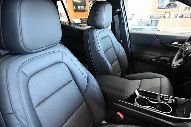 new 2026 Chevrolet Equinox car, priced at $32,440