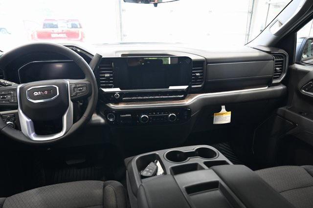 new 2025 GMC Sierra 1500 car, priced at $47,590