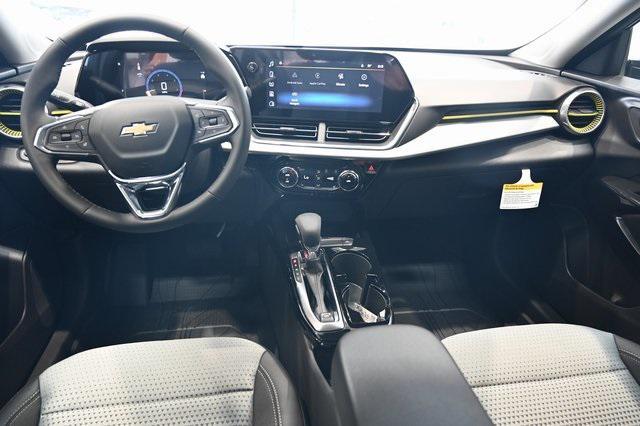 new 2025 Chevrolet Trax car, priced at $24,750