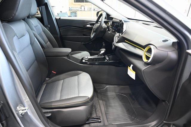 new 2025 Chevrolet Trax car, priced at $24,750