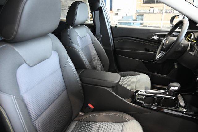new 2025 Chevrolet Trax car, priced at $24,750
