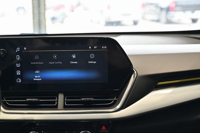 new 2025 Chevrolet Trax car, priced at $24,750
