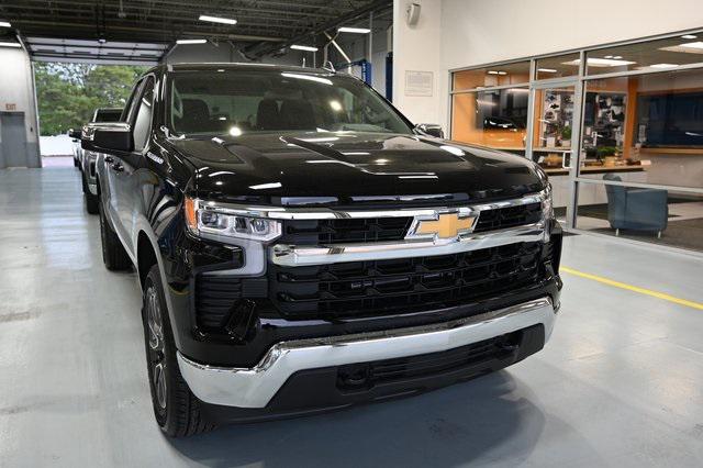 new 2025 Chevrolet Silverado 1500 car, priced at $45,295