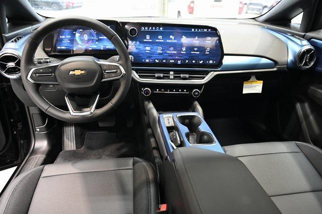 new 2025 Chevrolet Equinox car, priced at $44,890