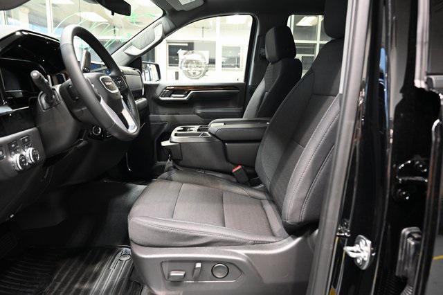 new 2025 GMC Sierra 1500 car, priced at $47,835
