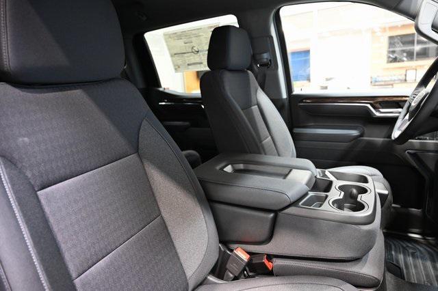 new 2025 GMC Sierra 1500 car, priced at $47,835