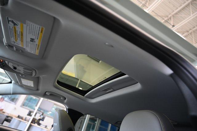 new 2025 Chevrolet Trax car, priced at $27,280
