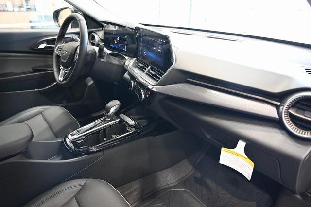new 2025 Chevrolet Trax car, priced at $27,280