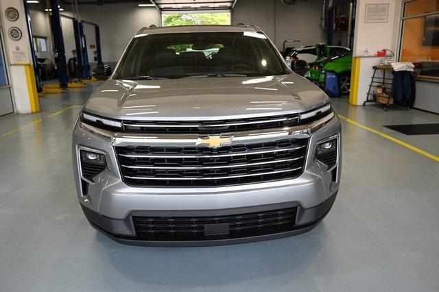 new 2025 Chevrolet Traverse car, priced at $43,995