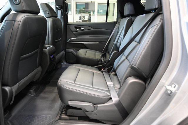 new 2025 Chevrolet Traverse car, priced at $43,995