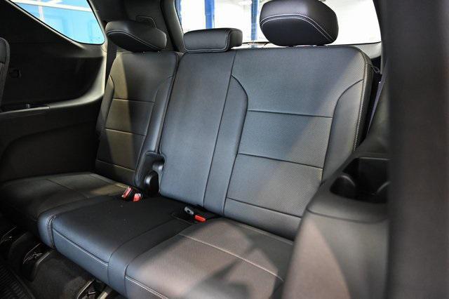 new 2025 Chevrolet Traverse car, priced at $43,995