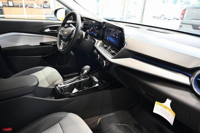 new 2025 Chevrolet Trax car, priced at $23,795