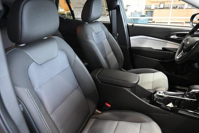 new 2025 Chevrolet Trax car, priced at $23,795