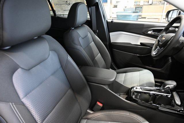 new 2025 Chevrolet Trax car, priced at $24,750