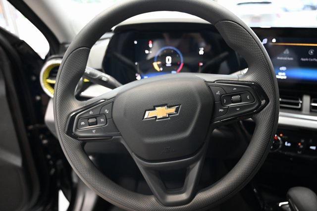 new 2025 Chevrolet Trax car, priced at $23,095