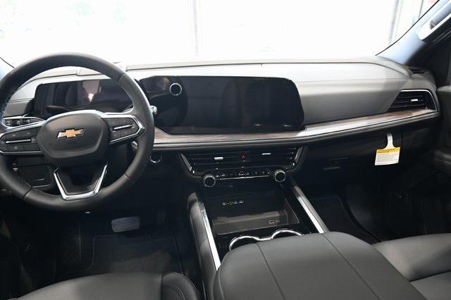 new 2025 Chevrolet Suburban car, priced at $71,880
