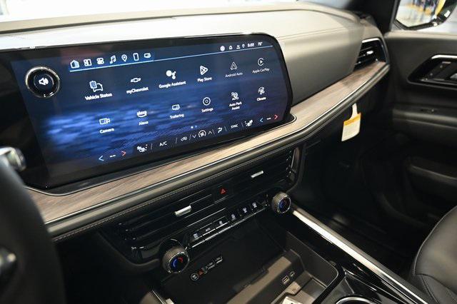 new 2025 Chevrolet Suburban car, priced at $71,880