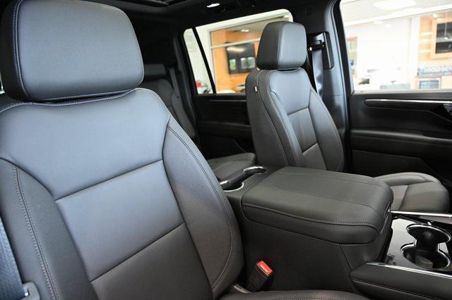 new 2025 Chevrolet Suburban car, priced at $71,880