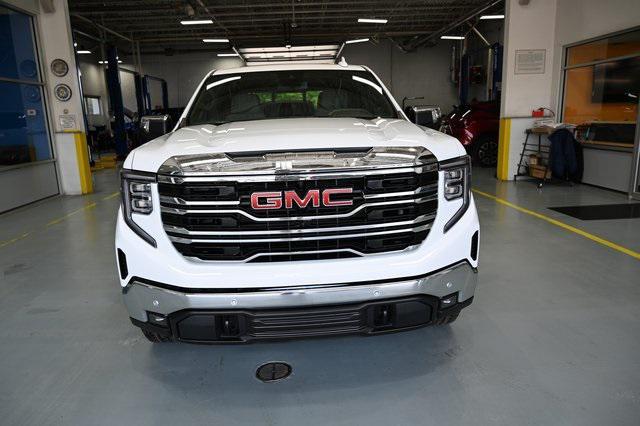 new 2025 GMC Sierra 1500 car, priced at $57,425