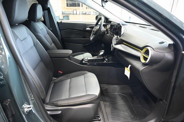 new 2025 Chevrolet Trax car, priced at $24,750