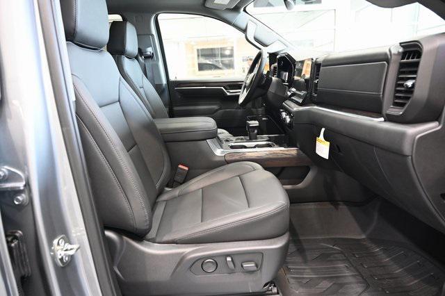 new 2025 GMC Sierra 1500 car, priced at $57,920