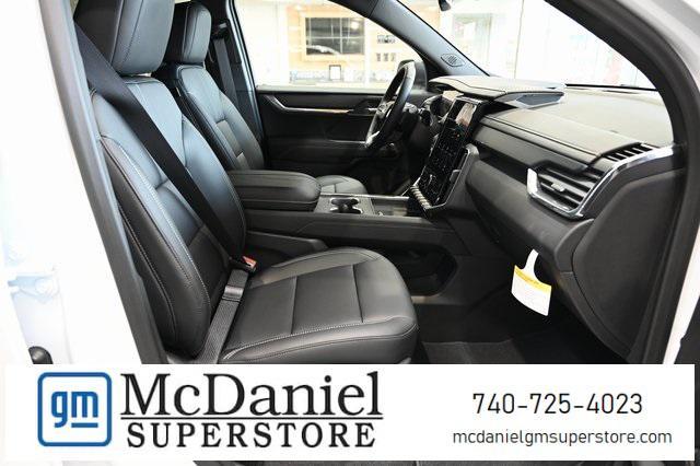 new 2025 GMC Acadia car, priced at $41,930