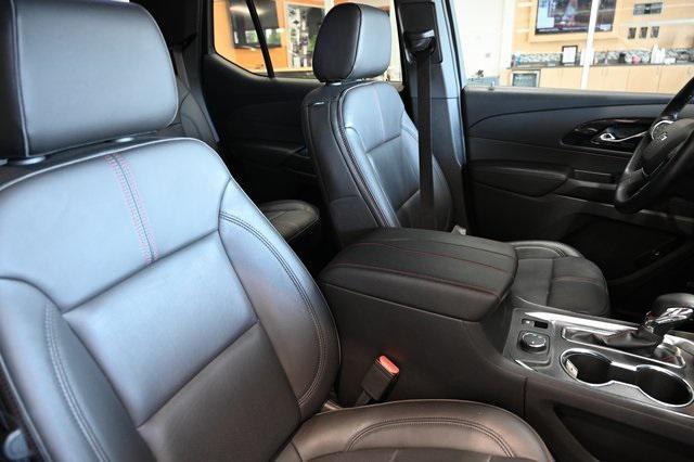 used 2023 Chevrolet Traverse car, priced at $40,400