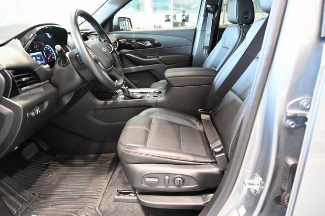 used 2023 Chevrolet Traverse car, priced at $40,400