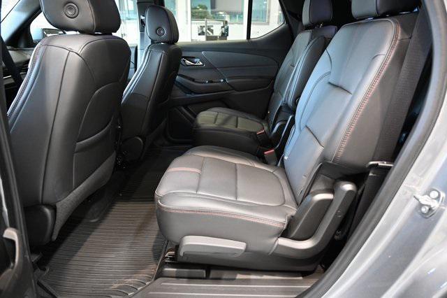 used 2023 Chevrolet Traverse car, priced at $40,400