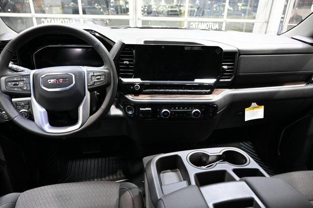 new 2025 GMC Sierra 1500 car, priced at $51,390