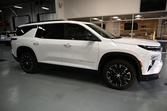 new 2025 Chevrolet Traverse car, priced at $46,560